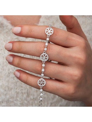 Tienda Elegante Gümüş Halka Içinde Kar Tanesi Kadın Bileklik