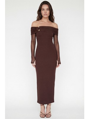 Lafaba Kadın Kahverengi Yakası Aksesuar Detay Maxi Şık Elbise