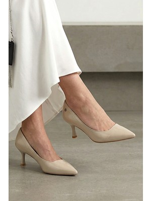 Gökhan Talay Zelia Esnek Yumuşak Kaymaz Taban (4 Cm) Bej  Rugan Kadın Topuklu Ayakkabı