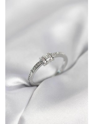 Prativas Zirkon Taşlı Gümüş Renk Pirinç Kadın Yüzük - PRT3500EB10468