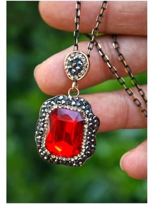 Stoneage RF03770 Kırmızı Kristal Taşlı El Yapımı Kadın Kolye ve Zincir