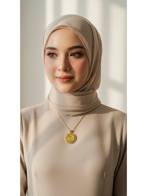 TrendyX Allah Yazılı Kolye – Çelik Altın Kaplama, Manevi Koruyucu Takı