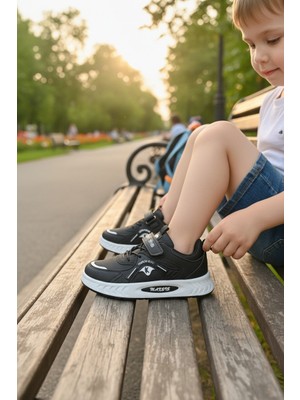 Enoch Kanguru Figürlü Çocuk Spor Ayakkabı Cırtlı