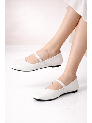Redtan Kadın Babet Beyaz Bantlı Kemerli Hafif Rahat Şık Iş Ofis Günlük Ayakkabı