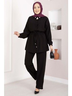 Ns Broş Detaylı Beli Tünelli Tunik Takım Siyah