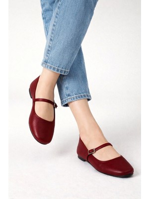 Redtan Kadın Babet Bordo Bantlı Kemerli Hafif Rahat Şık Iş Ofis Günlük Ayakkabı