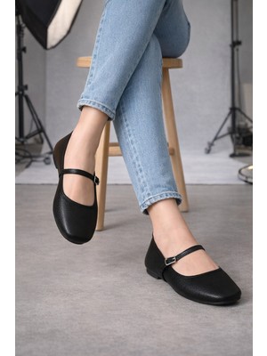 Redtan Kadın Babet Siyah Bantlı Kemerli Hafif Rahat Şık Iş Ofis Günlük Ayakkabı