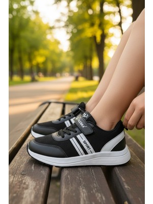 Enoch Minimalist Tasarımlı ve Cırtlı Çocuk Ayakkabı