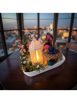 Florivya Design Dekoratif Fenerli Masa Üstü Aranjman | LED Işıklı El Yapımı Orta Sehpa & Konsol Süsü