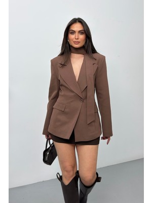 Spirituel Kadın Blazer Ceket Fular Detaylı Sahte Cepli Bele Oturan Tek Düğmeli Ceket