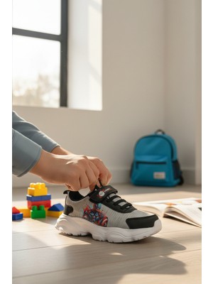 Enoch Kahraman Figürlü ve Dokulu Panel Detaylı Cırtlı Çocuk Ayakkabı