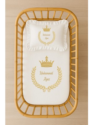 Moda Lime Isimli Bebek Nevresim Takımı 70X120 – Gold Taç ve Çelenk Tasarım– Fırfırlı Dolgulu Yastıklı