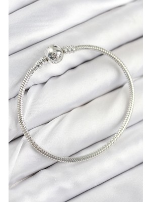 İsmiyle Al Pirinç Charm Topcuk Model Gümüş Renk Kadın Bileklik