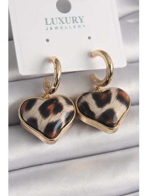 İsmiyle Al Pirinç Gold Renk 3D Kalp Leopar Model Kadın Küpe