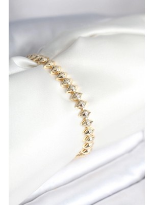 İsmiyle Al Pirinç Gold Renk Zirkon Taşlı Baklava Model Kadın Bileklik