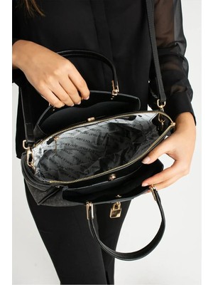 Just Polo  Kadın Yeni Sezon El ve Omuz Çantası Ebat : 22 x 28 cm