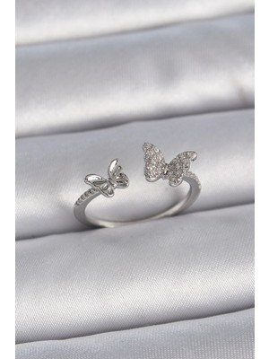 İsmiyle Al Pirinç Gümüş Renk Ayarlanabilir Zirkon Taşlı Kelebek Model Kadın Yüzük