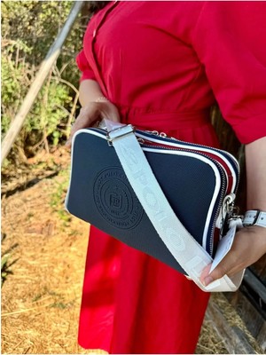 Just Polo  Kadın Kabartma Baskılı Omuz Çantası