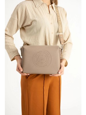 Just Polo  Kadın Orijinal Just Polo Yeni Sezon Lakos Omuz Çantası Shopper Ebat : 21 x 28 cm