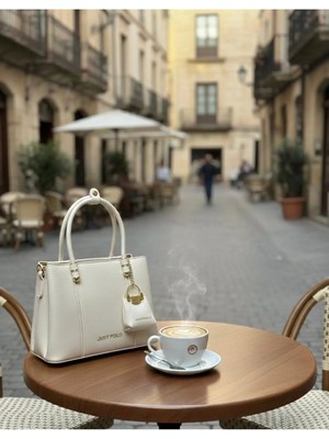 Just Polo  Lüks Premium Deri Uzun Ayarlanabilir Askılı Kadın El ve Omuz Çantası Üst Segment Tasarım