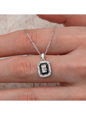Tienda Elegante Gümüş Siyah Mineli Baget Kadın Kolye