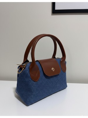 Minimalist Tasarım El ve Omuz Kullanımına Uygun Küçük Boy Mıknatıs Kapama Kadın Çantası