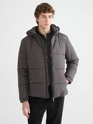 LC Waikiki Gri Standart Kalıp Kapüşonlu Erkek Şişme Mont