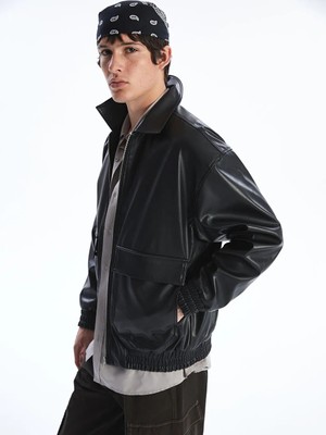 LC Waikiki Siyah Rahat Kalıp Gömlek Yaka Erkek Deri Görünümlü Ceket