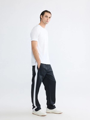 LC Waikiki Siyah Loose Fit Şeritli Erkek Eşofman Altı