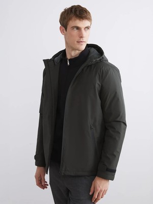 LC Waikiki Haki Standart Kalıp Kapüşonlu Erkek Mont