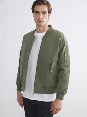 LC Waikiki Haki Rahat Kalıp Kolej Yaka Erkek Bomber Mont