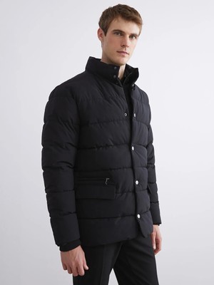 LC Waikiki Siyah Standart Kalıp Dik Yaka Erkek Şişme Mont