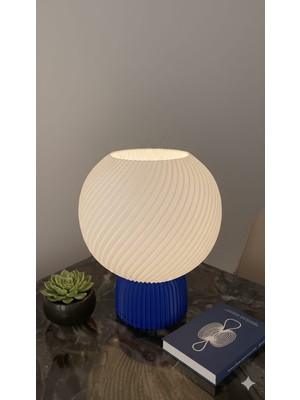 Kuantum Yuvarlak Alt Tablası Renkli Abajur