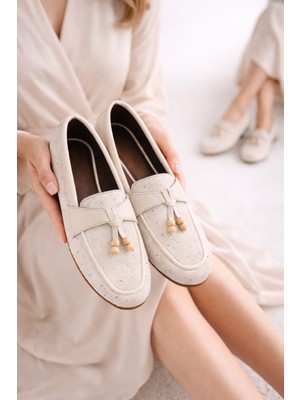 Slipcat Kadın Taşlı Püsküllü Taş Detaylı Babet Günlük Ayakkabı