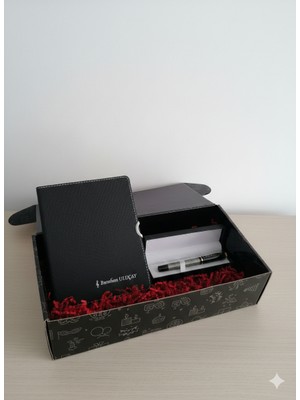 Promopanya Kişiye Özel Premium Hediyelik Kalem ve Defter Seti Siyah Renk (Kutu Değişkenlik Gösterebilir)