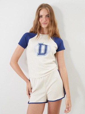 Lc Waikiki Yeni Sezon Bisiklet Yaka Baskılı Kadın Pijama Üstü