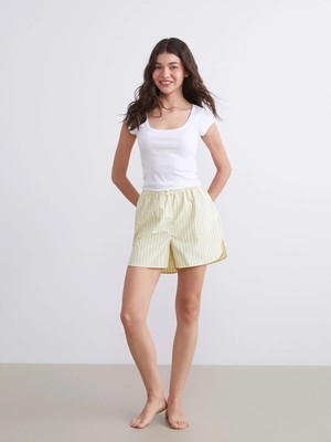 Lc Waikiki Yeni Sezon Beli Lastikli Çizgili Kadın Şort Pijama Altı