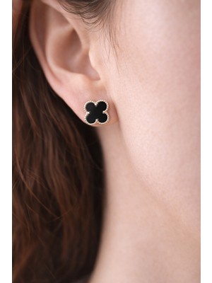 Siyah Yonca Figürlü Çelik Küpe Model 1 - Kararmaz, Paslanmaz, Minimal & Şık Kadın Küpesi