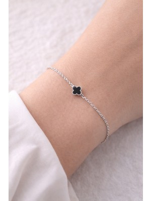 Minimal Siyah Yonca Figürlü Gümüş Renk Çelik Bileklik Model 1 - Kararma Yapmaz, Zarif ve Günlük Kull