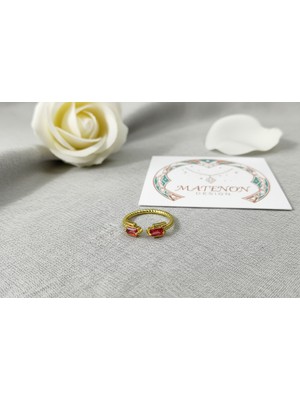 Marka Matenon Design Iki Kırmızı Baget Taşlı Açık Tasarım Gold Rengi Yüzük
