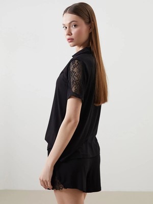 Lc Waikiki Yeni Sezon Gömlek Yaka Kadın Şortlu Pijama Takımı