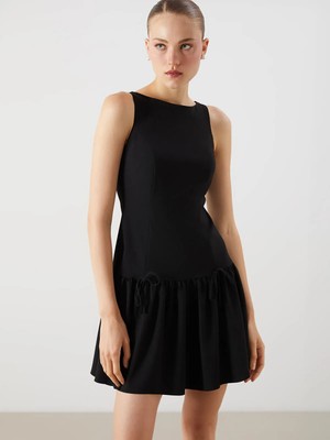 Lc Waikiki Yeni Sezon Bisiklet Yaka A Kesim Poplin Mini Elbise