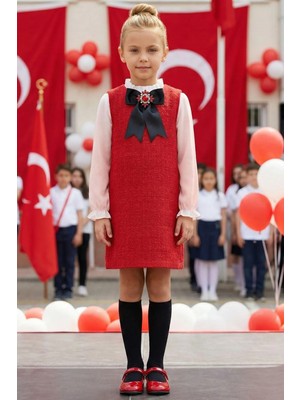 Parla Kids Kız Çocuk Vanessa Broş Detaylı Tüvit Kırmızı Uzun Kollu Yılbaşı Elbisesi 23 Nisan Gösteri Kıyafeti