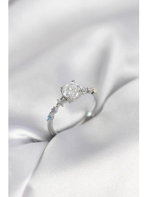 Tegan Tek Taş Model Zirkon Taşlı Gümüş Renk Kadın Yüzük TG27BYK4017