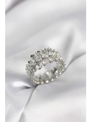 Depozee Gümüş Renk Zirkon Taşlı Sıralı Damla Model Kadın Yüzük