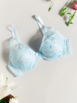 Lc Waikiki Yeni Sezon Balenli Dolgusuz Çiçekli Fantezi Tişört Sütyen