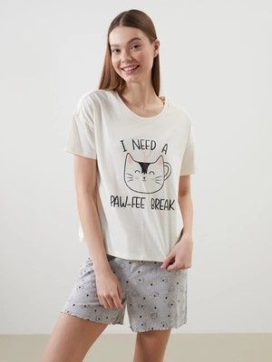 Lc Waikiki Yeni Sezon Bisiklet Yaka Baskılı Kadın Şortlu Pijama Takımı