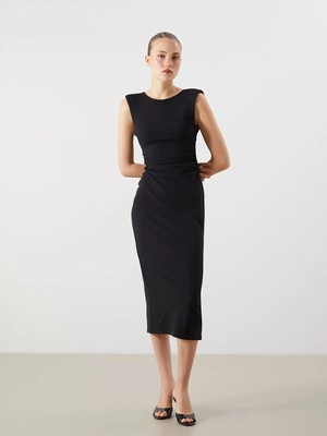 Lc Waikiki Yeni Sezon Sırt Dekolteli Yırtmaçlı Midi Elbise