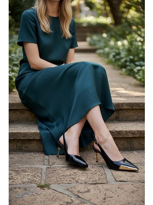 KAFKASLAR AYAKKABI 6cm Ince Topuklu  Önü Kapalı Arkası Açık Saten Görünümlü Mikrofiber Kadın Abiye Ayakkabı