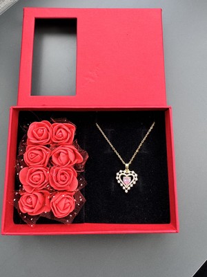 Gözde Aksesuarım Güllü Kutusunda Incili Kalp Kolye Çelik